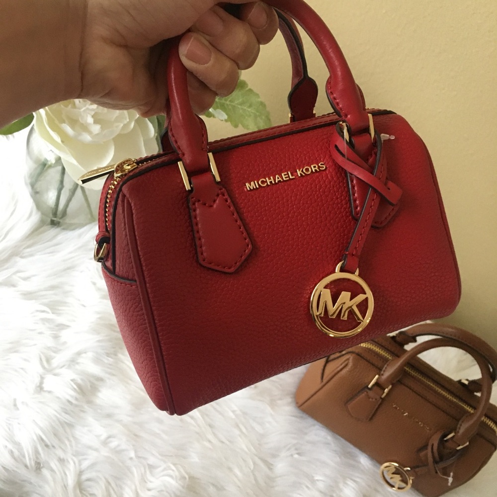 Michael Kors giftables Bedford mini Xbody
